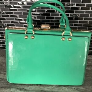 Patten leather Purse